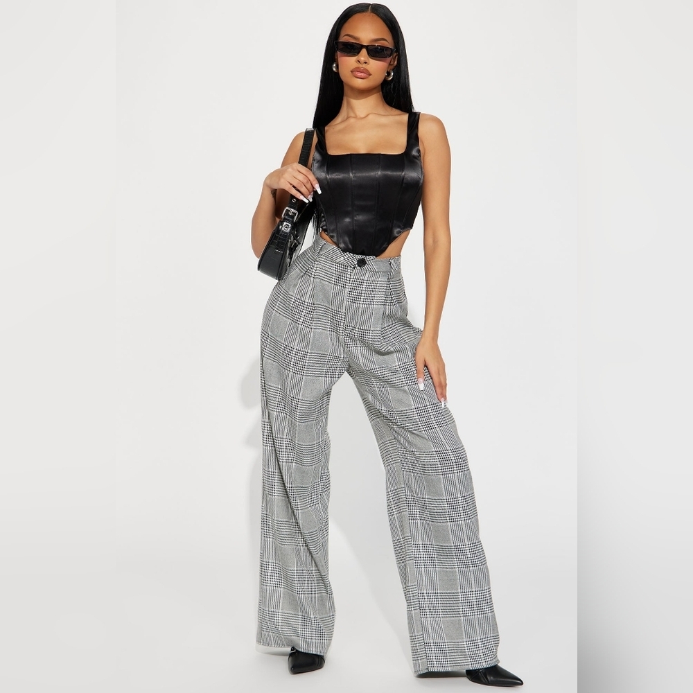 Fashion Nova Ready For It Wide Leg Trouser Black White
